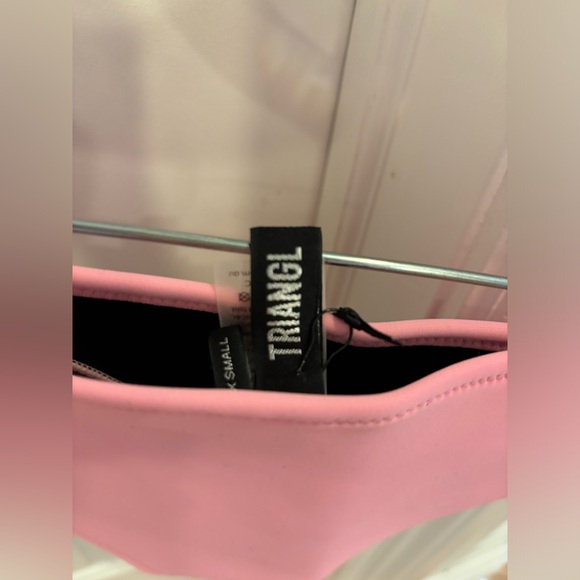 Triangl pink bikini bottom size XS NWT - Picture 3 of 3